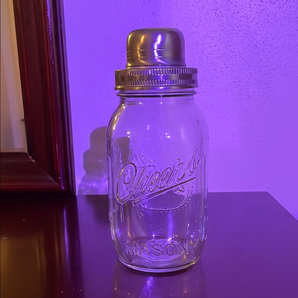 Clear Mason Jar with Silver Lid